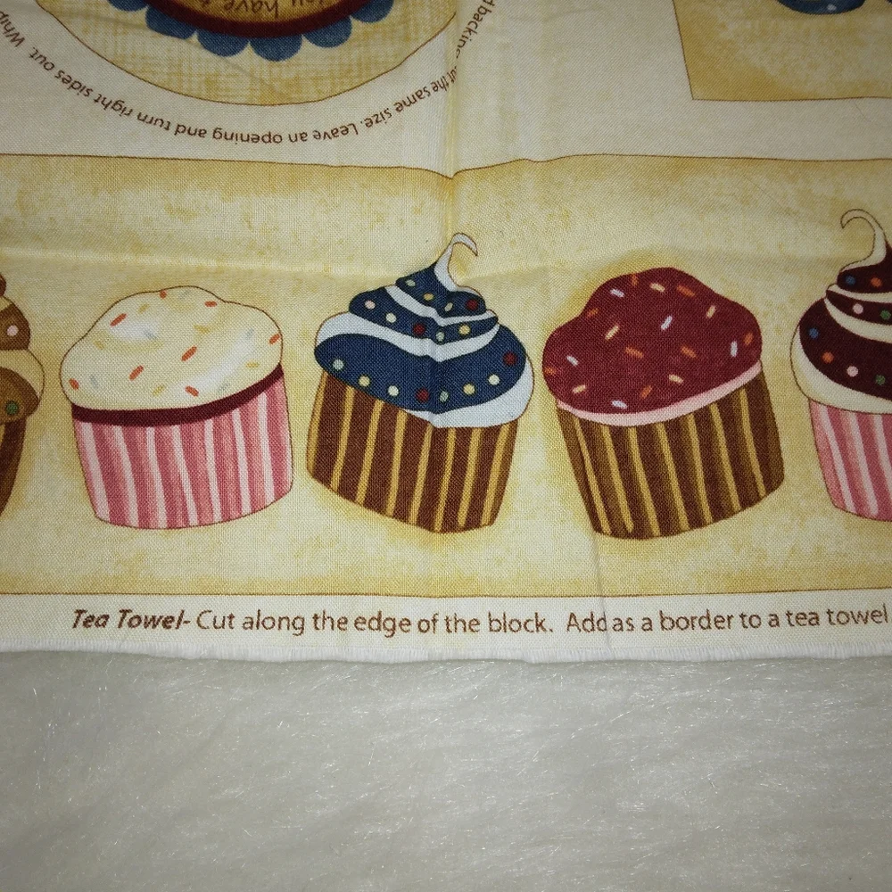 FABRIC Kelly's Sweet Treats DSN# 32184 Fun Kitchen accessory printed panel